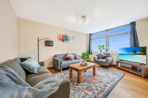 Premier Suites Westfields Penthouse Apartment